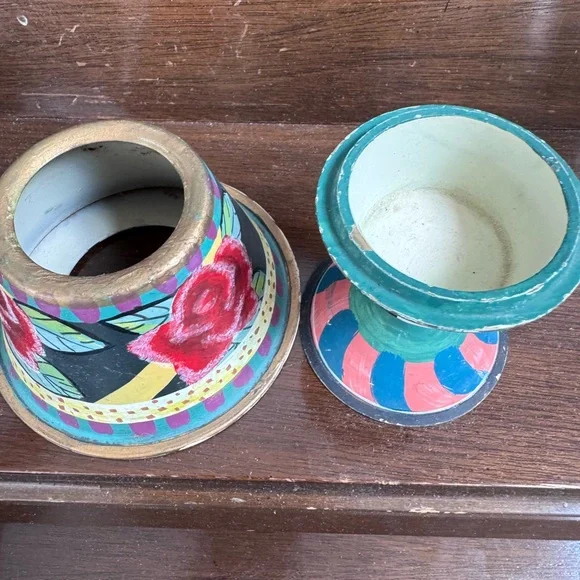 Vintage-style hand painted folk art tole tin decor - Picture 3 of 3